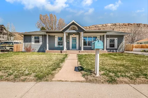 578 W 1st St, Palisade, CO 81526