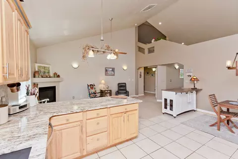 927 W Bell St, Rangely, CO 81648 photo 11