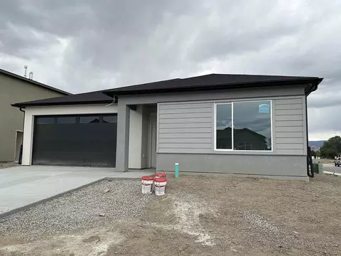 686 Mchenry Ave, Grand Junction, CO 81505