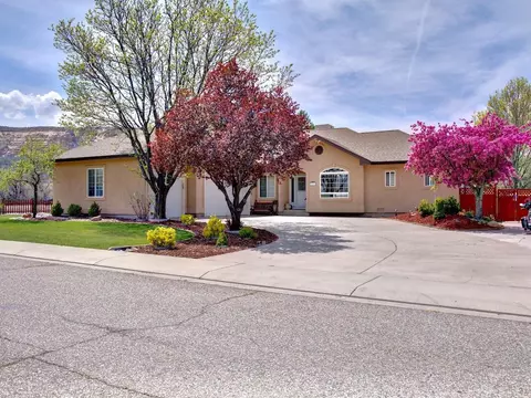 625 Big Stone Ln, Grand Junction, CO 81507