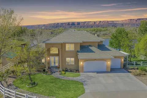 2071 Blue Water Dr, Fruita, CO 81521