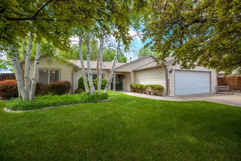 493 Sundown Dr, Grand Junction, CO 81504