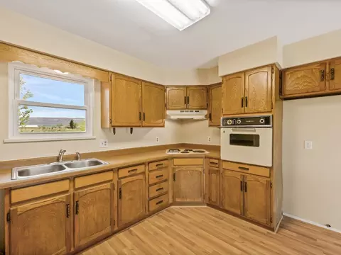 2046 J Rd, Fruita, CO 81521 photo 6
