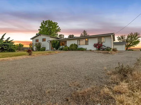 1425 19 Rd, Fruita, CO 81521 photo 2