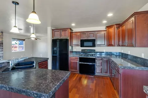 813 Cresthaven Dr, Fruita, CO 81521 photo 8