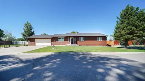 511 Redwood Ln, Rangely, CO 81648