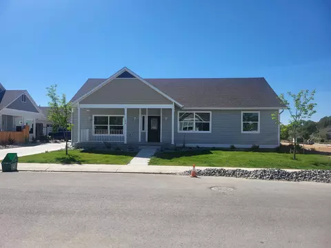 1236 Periwinkle Ct, Fruita, CO 81521