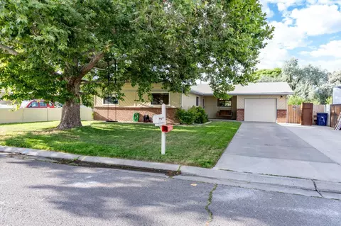 3003 Country Rd, Grand Junction, CO 81504