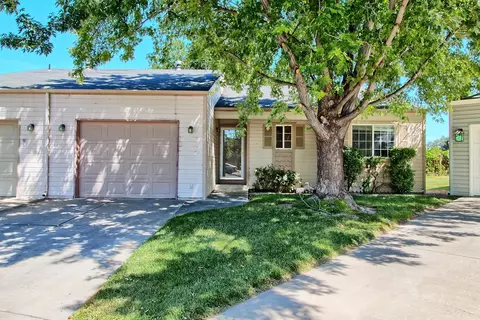 8 Bordeaux Ct, Grand Junction, CO 81507