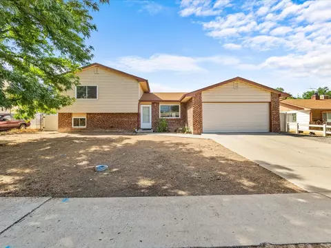 2831 Hartford Ave, Grand Junction, CO 81503