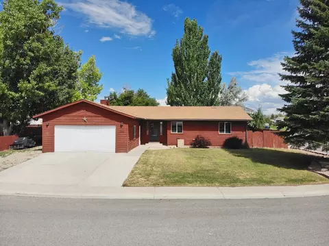 1524 La Mesa Cir, Rangely, CO 81648