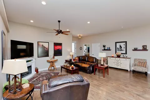 585 Beech Ave, Fruita, CO 81521 photo 4