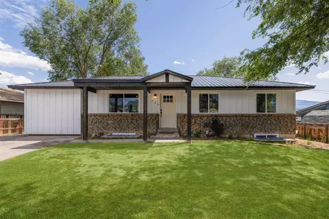 547 E 12th St, Rifle, CO 81650