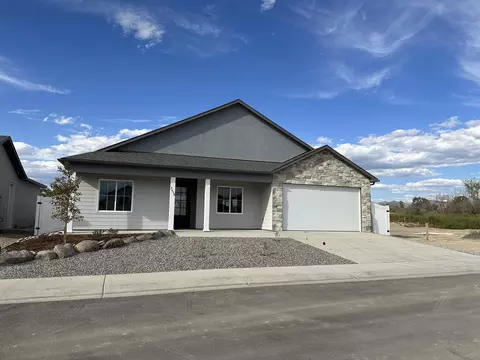 2456 Ross Rd, Grand Junction, CO 81505