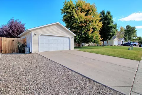 1131 Walnut St, Fruita, CO 81521 photo 6