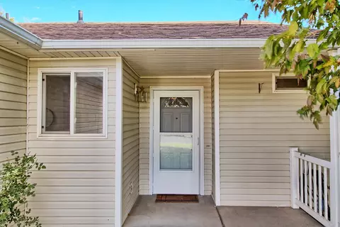 1131 Walnut St, Fruita, CO 81521 photo 4