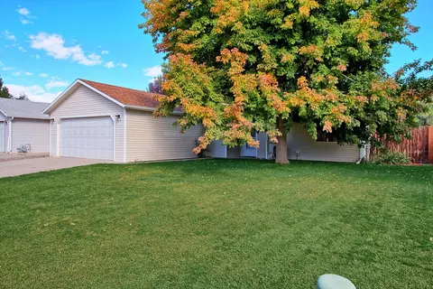 1131 Walnut St, Fruita, CO 81521 photo 7