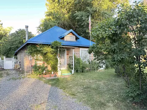 146 S Apple St, Fruita, CO 81521