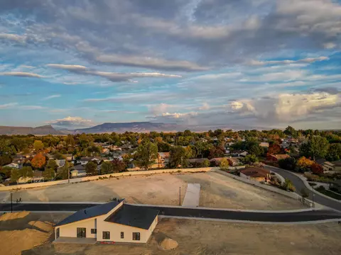 712 Ivory Glade Ct, Grand Junction, CO 81506