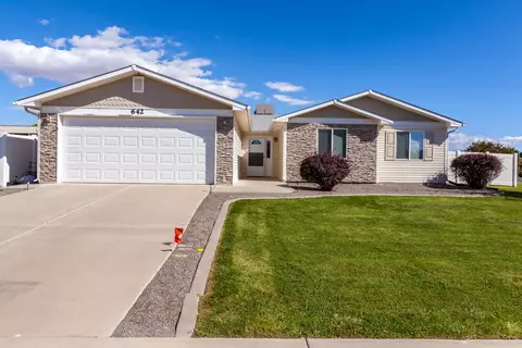 642 Longs Peak Dr, Grand Junction, CO 81504