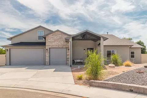 410 Woodland Ct, Fruita, CO 81521
