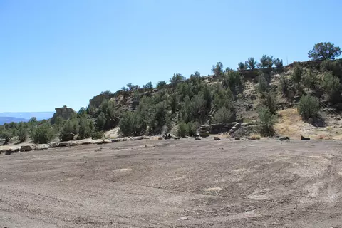 4298 V 210 Rd, De Beque, CO 81630