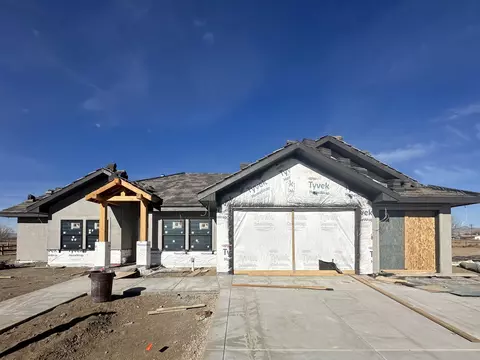 1401 Lakeview Pl, Fruita, CO 81521