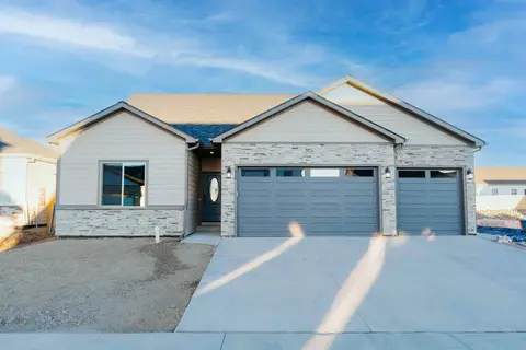 1450 Excelsior Creek Ave, Montrose, CO 81401