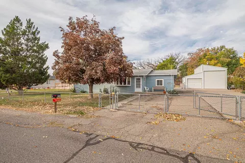 653 Middle Ridge Dr, Clifton, CO 81520