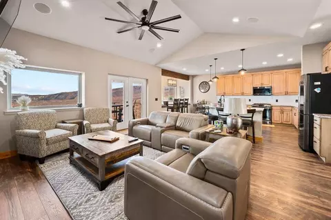 433 Coyote Run, Mesa, CO 81643 photo 3