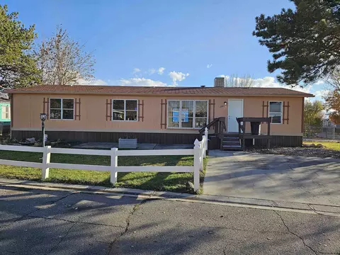 2993 Red Willow Dr, Grand Junction, CO 81504