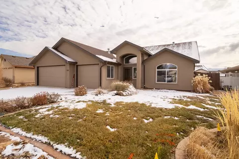 956 Celestite Dr, Fruita, CO 81521 photo 2