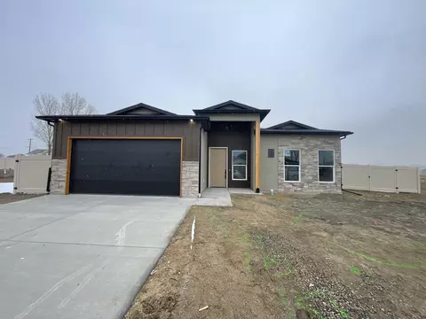 524 Desert Peach St, Clifton, CO 81520