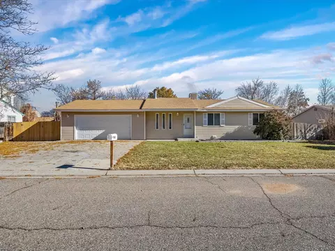 562 Jaquette Ln, Grand Junction, CO 81504