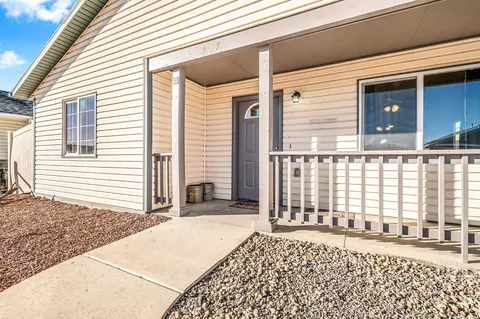 437 Pear Ln, Grand Junction, CO 81504