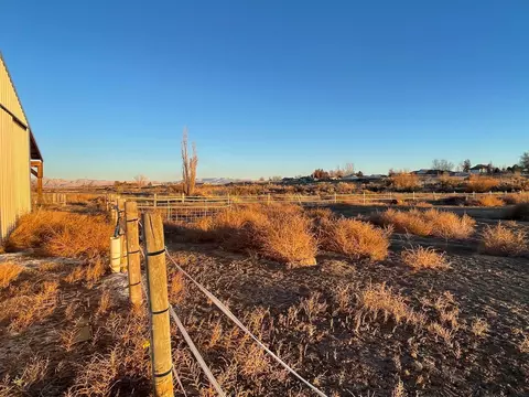 Exterior - 1268 17 12 Rd, Fruita, CO 81521 photo 9 of 16
