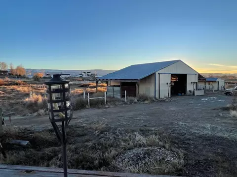 Exterior - 1268 17 12 Rd, Fruita, CO 81521 photo 12 of 16