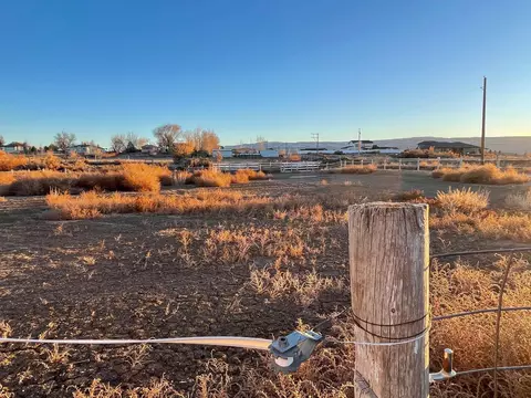 Exterior - 1268 17 12 Rd, Fruita, CO 81521 photo 8 of 16