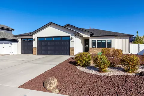 915 Eves Ct, Fruita, CO 81521