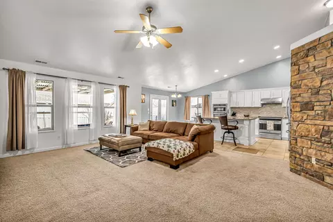 860 Dee Ann St, Fruita, CO 81521 photo 5