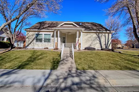 1121 Primrose Ln #A, Fruita, CO 81521 photo 2