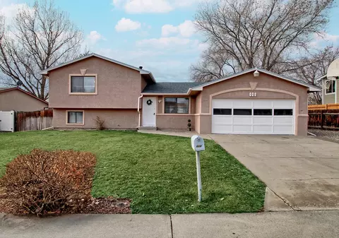 609 E Indian Creek Dr, Grand Junction, CO 81506