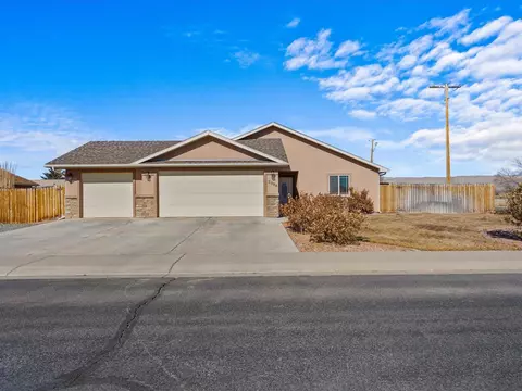 2998 Swan Meadows Dr, Grand Junction, CO 81504