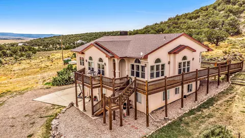 15081 Holloway Ln, Glade Park, CO 81523