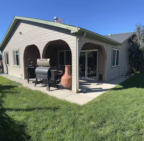 Exterior - 168 Pinyon Dr, Fruita, CO 81521 photo 2 of 7