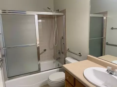 Bath - 1103 Daisy Ln, Fruita, CO 81521 photo 3 of 3