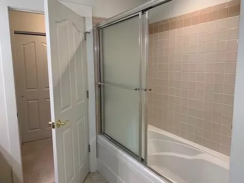 Bath - 1103 Daisy Ln, Fruita, CO 81521 photo 1 of 3