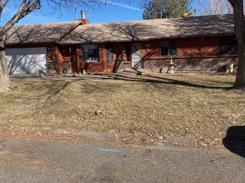 586 E Valley Dr, Grand Junction, CO 81504