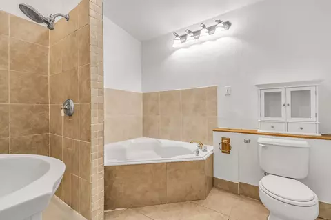 Bath - 214 Epps Dr, Grand Junction, CO 81501 photo 2 of 3
