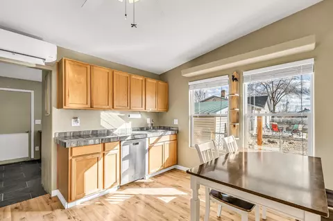 Dining - 214 Epps Dr, Grand Junction, CO 81501 photo 2 of 2